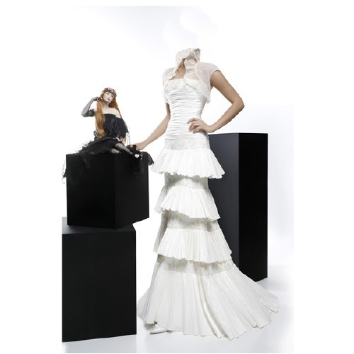 Photoshop шаблон - В белом вечернем платье