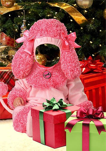 Детский фотошаблон - Розовый пудель среди подарков